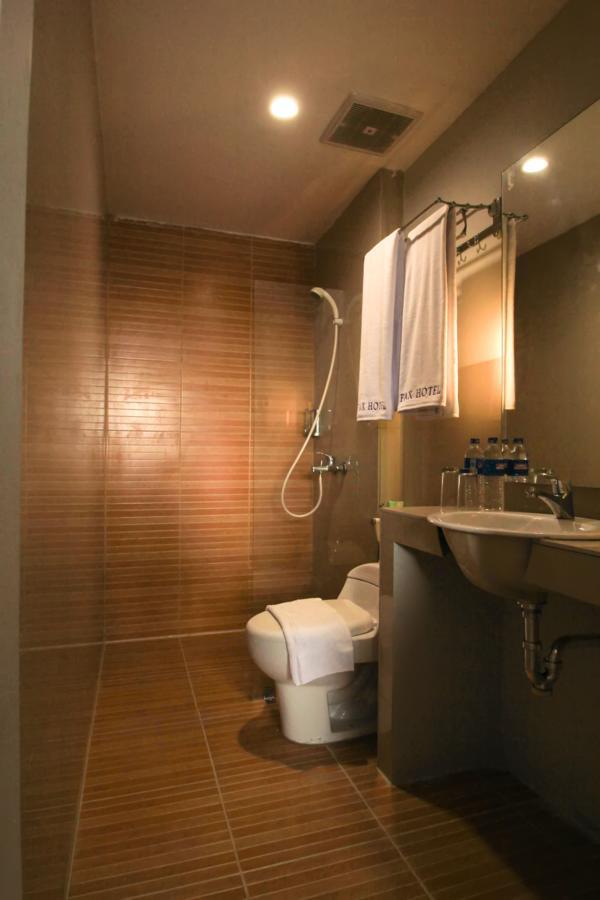 Pax Hotel Jakarta Exterior photo